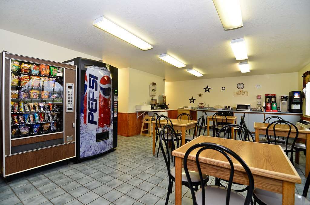 Americas Best Value Inn Sault Ste. Marie Restoran gambar